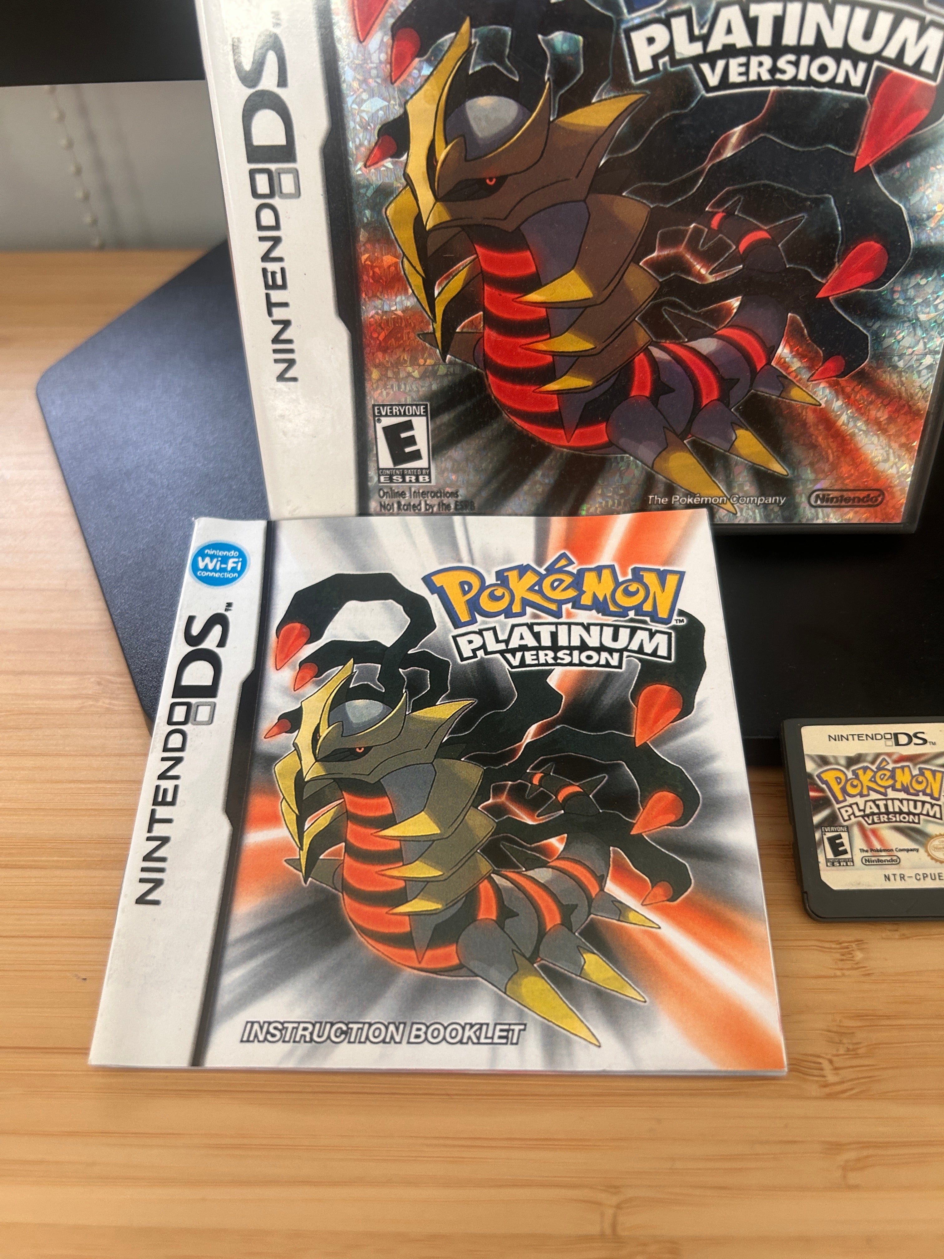 Pokémon: Platinum - Nintendo DS - Complete w Manual,  TESTED, USA Version