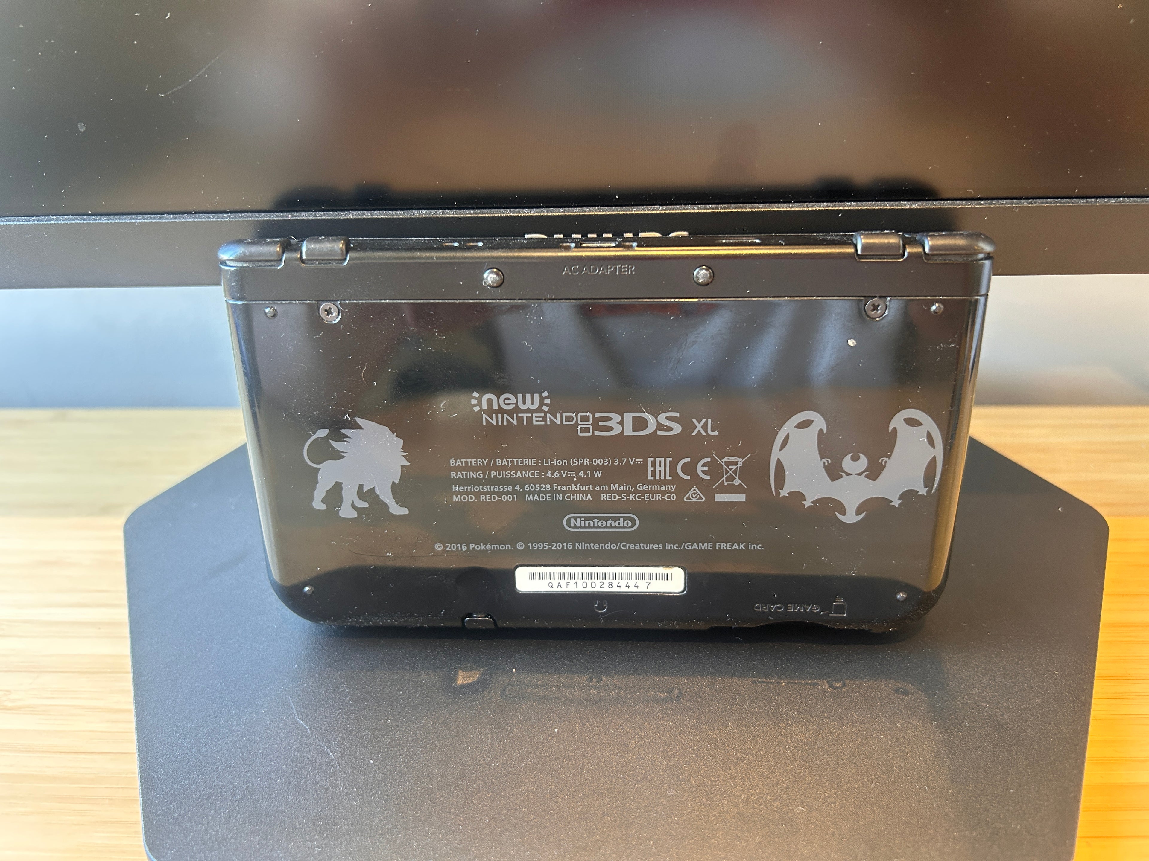 New Nintendo 3DS XL, Sun and Moon Edition Console, With Charger Good Condition