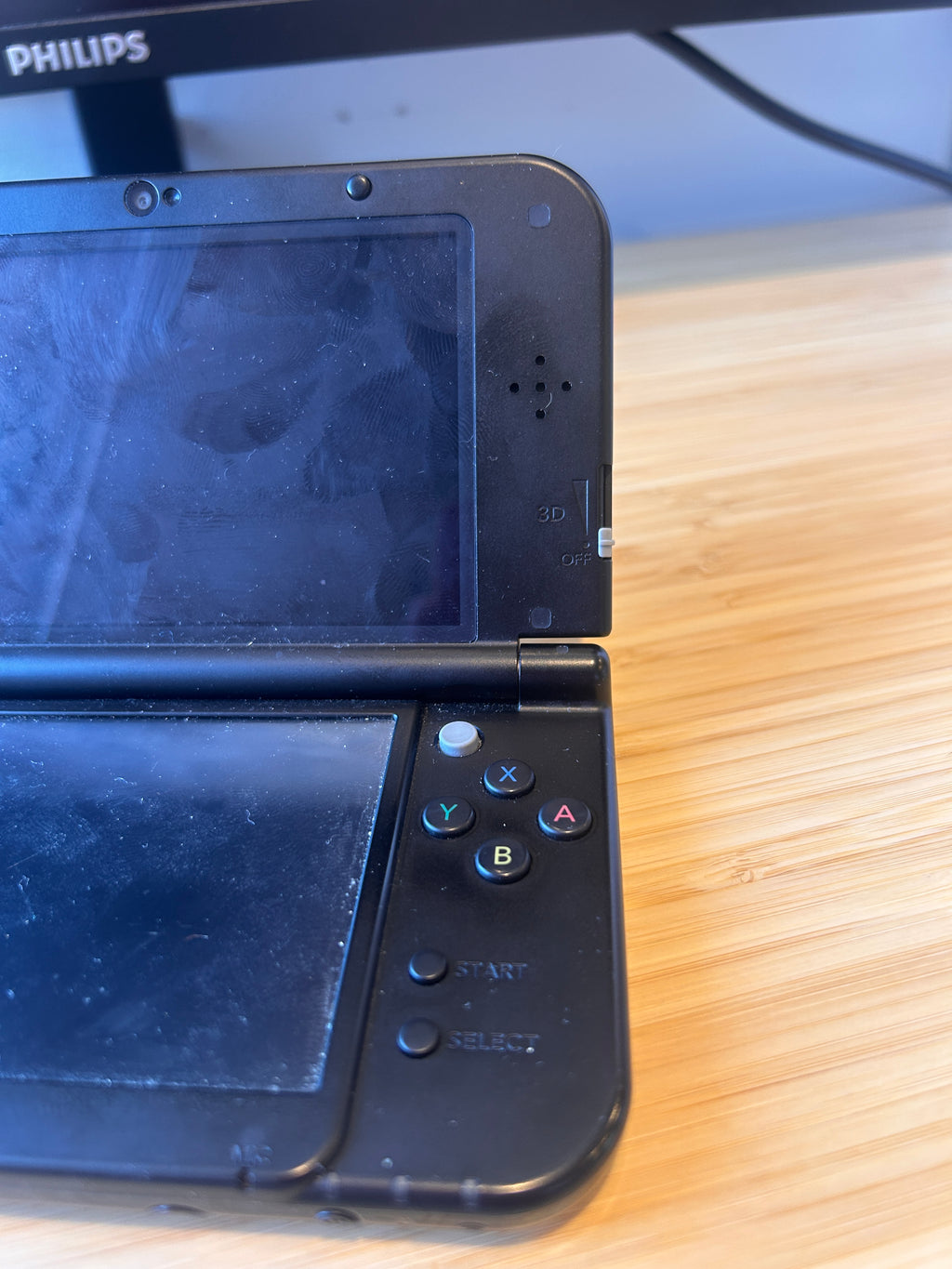 New Nintendo 3DS XL, Sun and Moon Edition Console, With Charger Good Condition