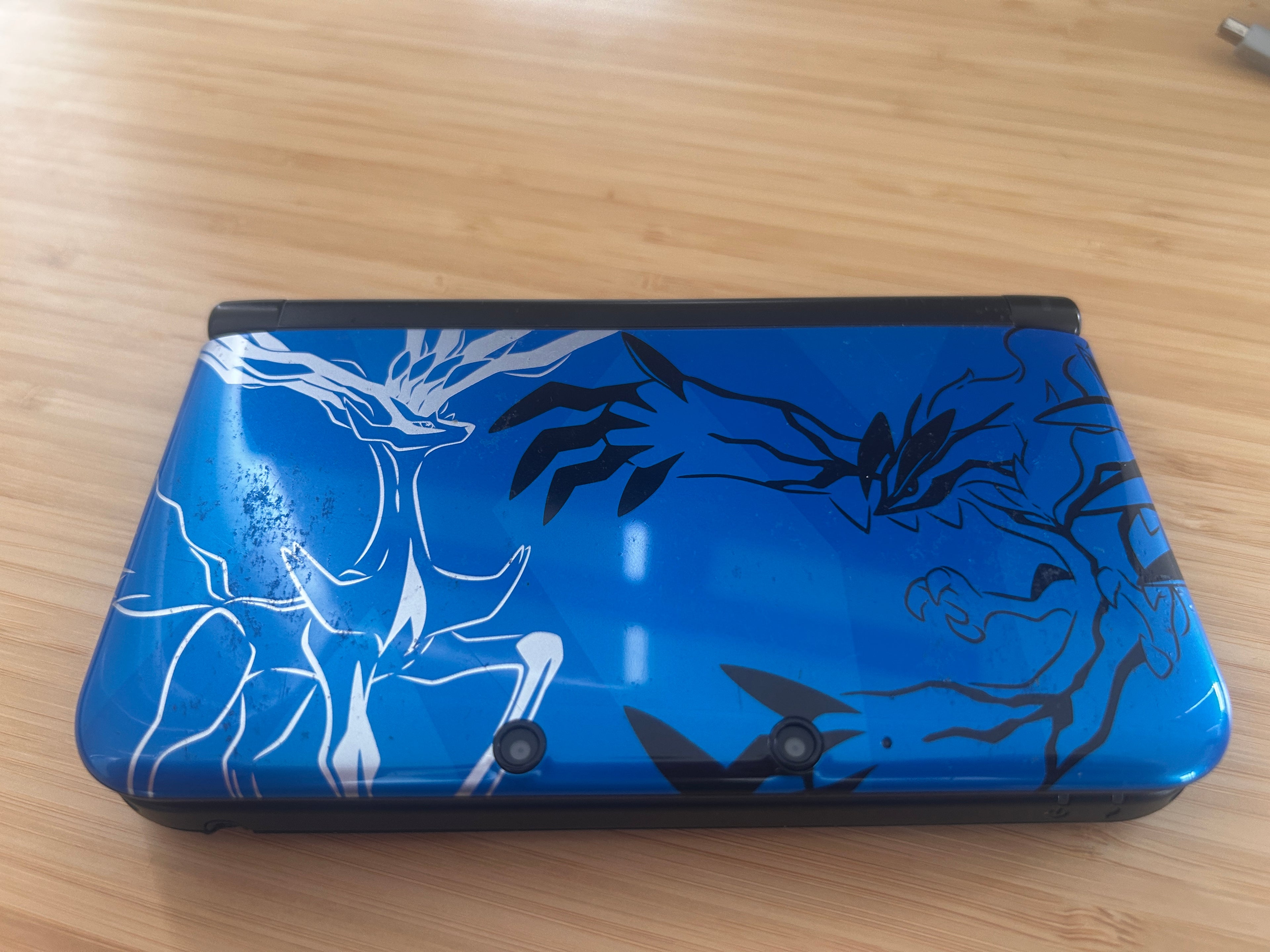 Nintendo 3DS XL Console Pokemon XY Xerneas Yveltal PAL Blue Read Description