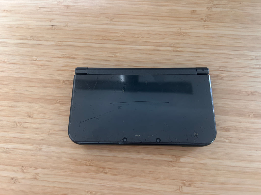 New Nintendo 3DS XL - Metallic Black, Top IPS, PAL, Charger, New Shell needed