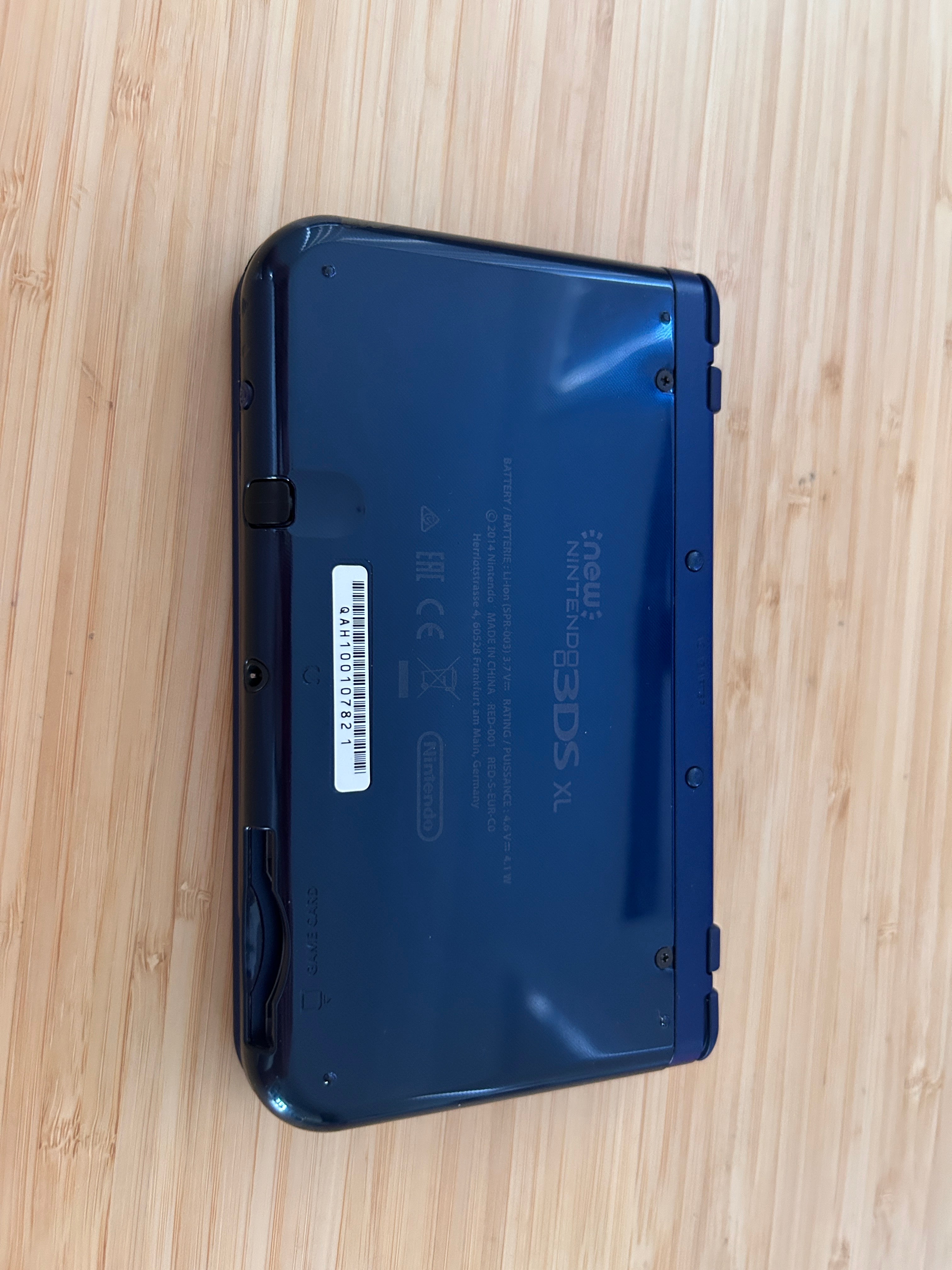 [Great] New Nintendo 3DS Xl, Metallic Blue, Top IPS, PAL, Charger + Stylus,