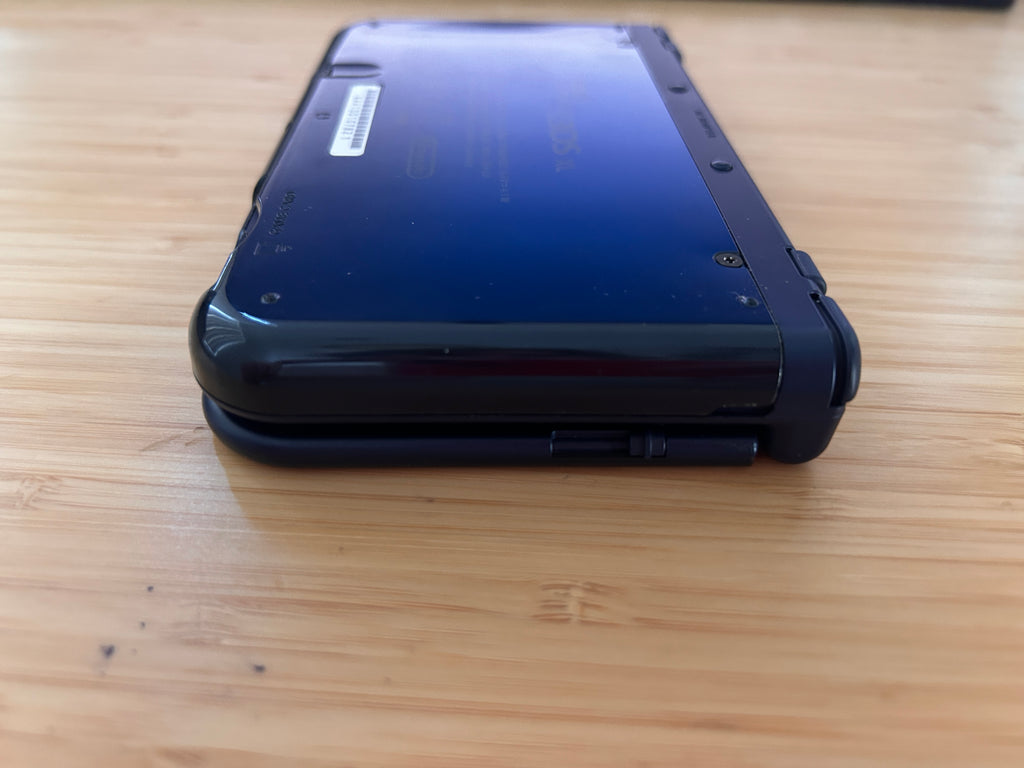 [Great] New Nintendo 3DS Xl, Metallic Blue, Top IPS, PAL, Charger + Stylus,