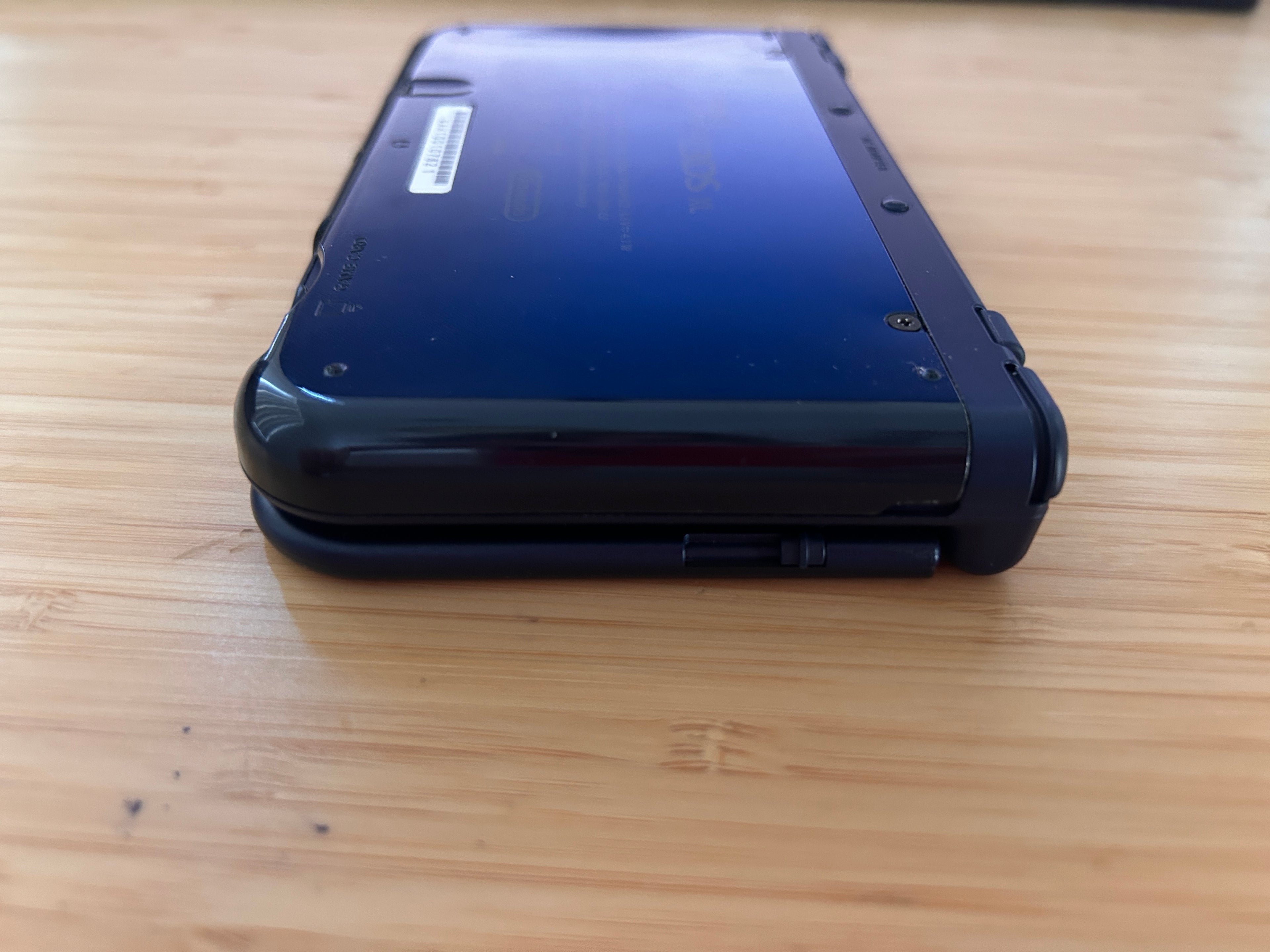 [Great] New Nintendo 3DS Xl, Metallic Blue, Top IPS, PAL, Charger + Stylus,