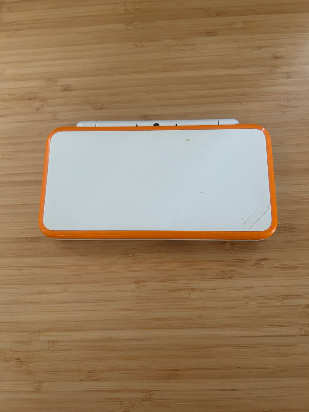 Nintendo 2ds XL - Orange & White with charger, Free Postage, PAL