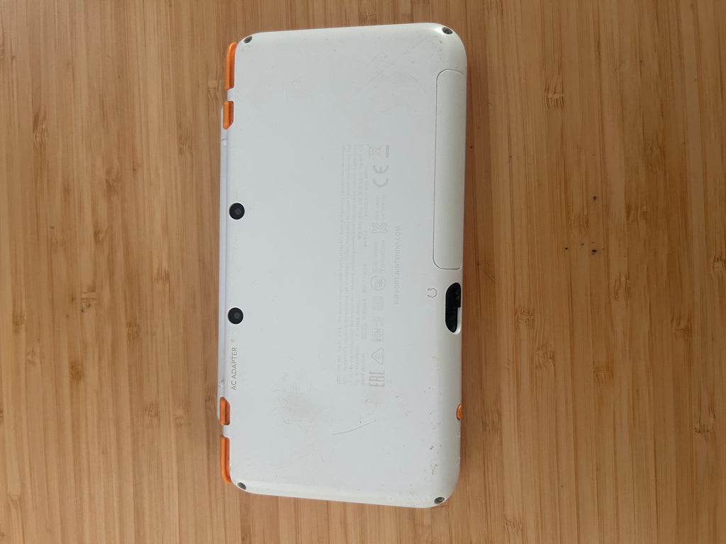 Nintendo 2ds XL - Orange & White with charger, Free Postage, PAL