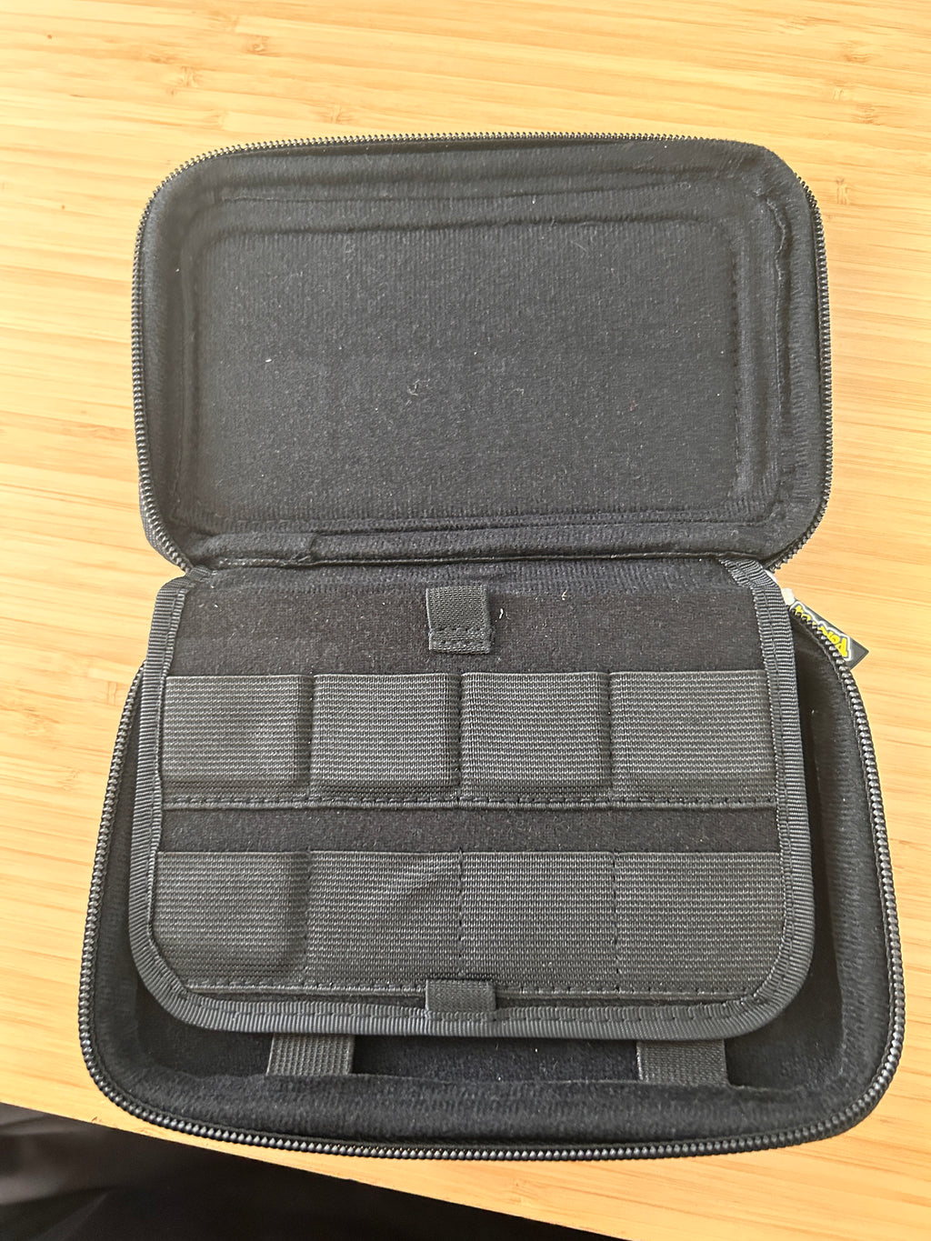 Genuine Charizard Pokémon Traveler Case Holder Nintendo 3DS